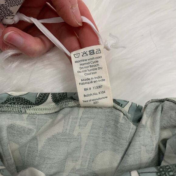 NWT Kate Quinn jadeite Trojan horse fold over bamboo shorts - Picture 5 of 5